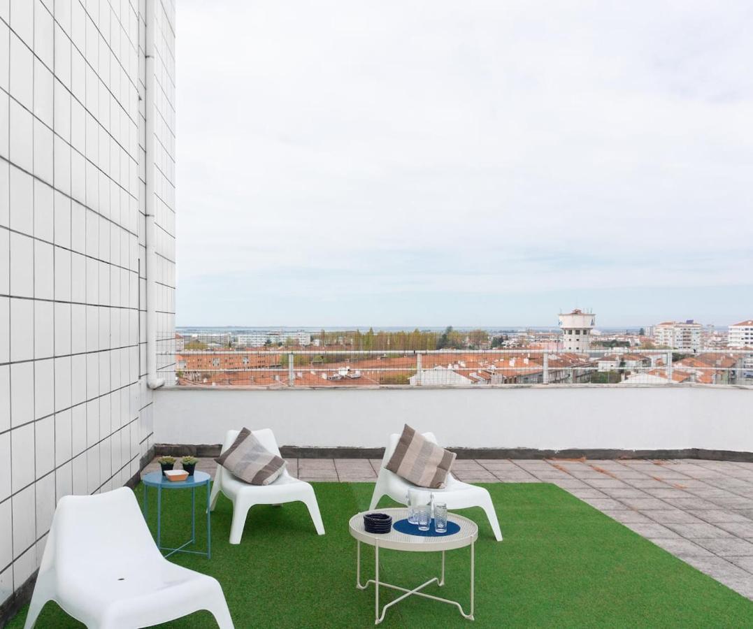 8Rooftop - T2 Com Terraco E Vista Para As Salinas! Apartman Aveiro Kültér fotó