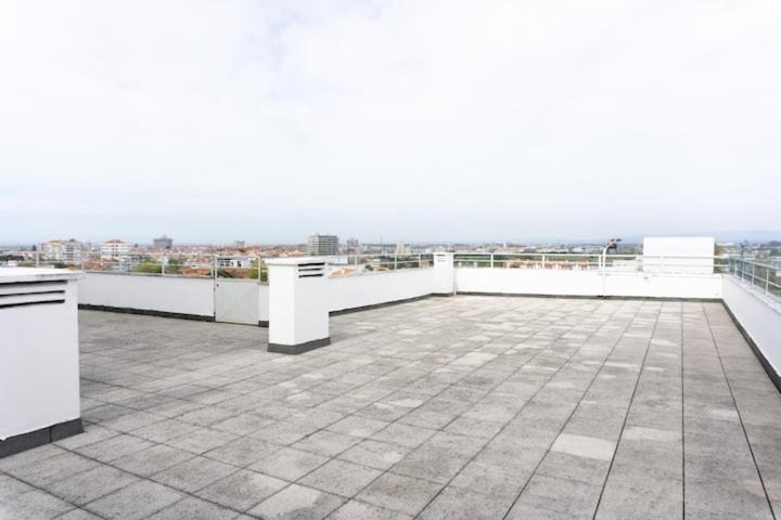 8Rooftop - T2 Com Terraco E Vista Para As Salinas! Apartman Aveiro Kültér fotó